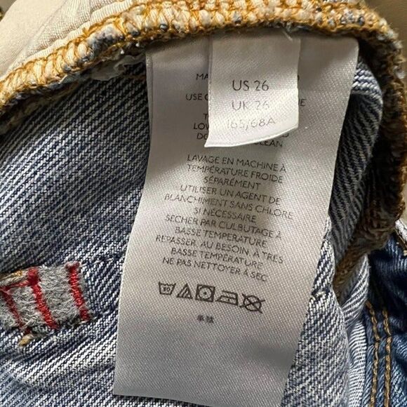 BDG Urban Outfitters Destroyed Jeans in Medium Wash Waist 26" - Picture 8 of 9